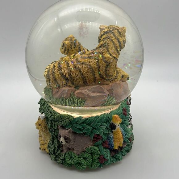 Animal snowglobe NWB - Picture 2 of 7
